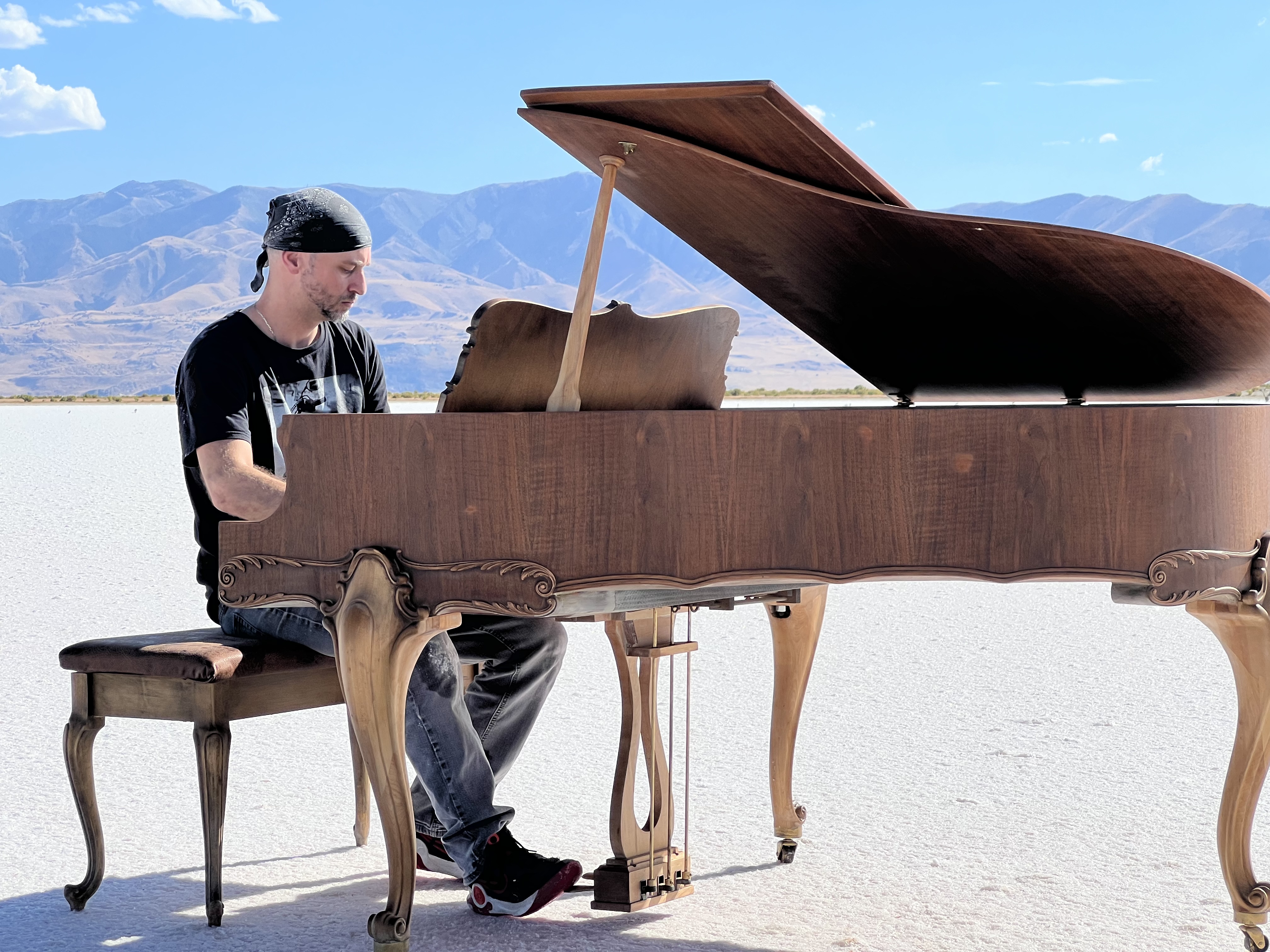 Painting New Life Into Pianos: Danny Jewkes of Pimp My Piano