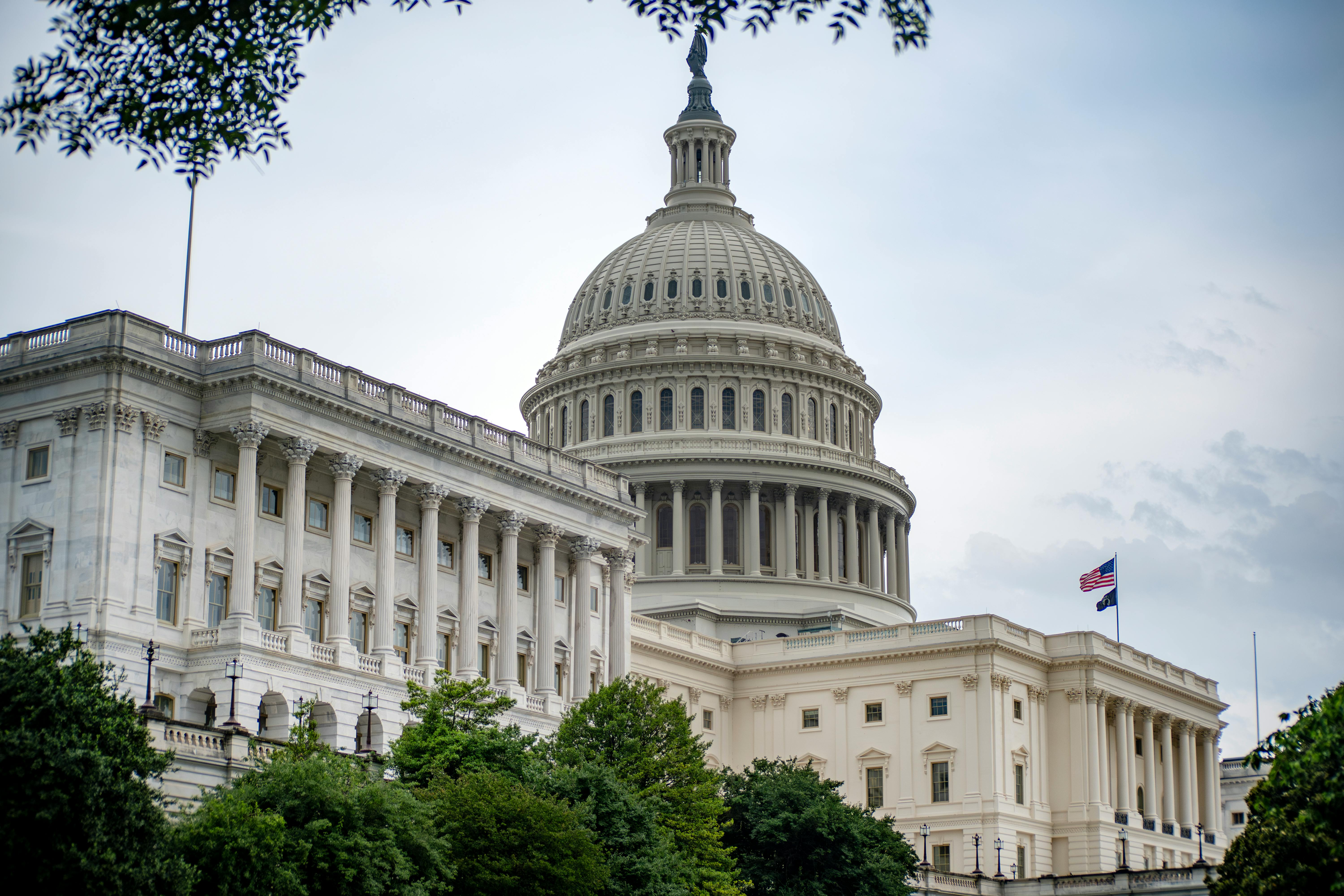 New Letter Petitions Senator John Curtis to Protect Working Musicians